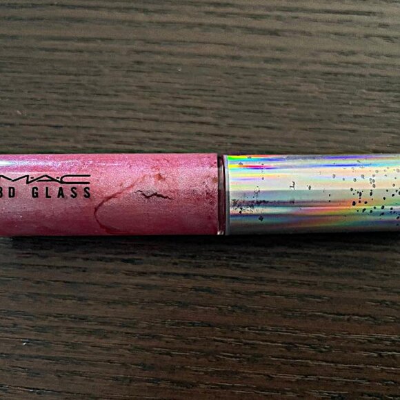 MAC 3D Lipgloss ~ TOUCHPOINT ~ NO BOX - Picture 1 of 1